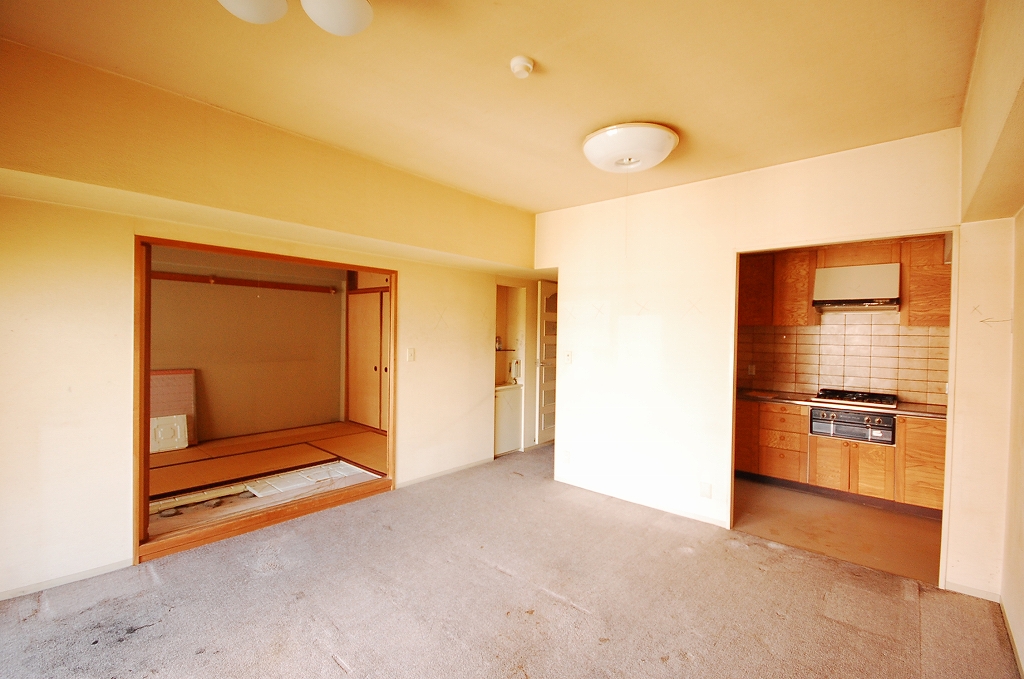 施工前のダイニングキッチン