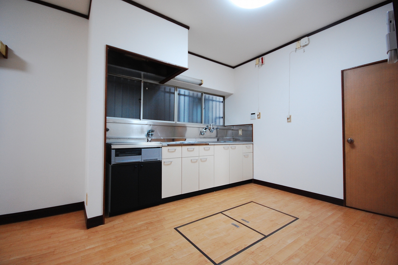 施工前のキッチン