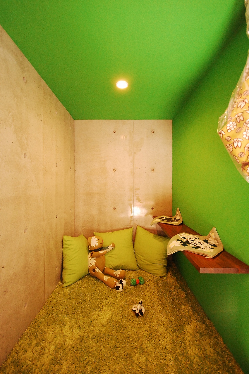 秘密基地をつくろう！