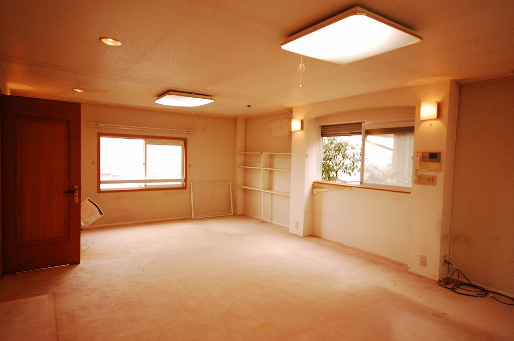 施工前の洋室