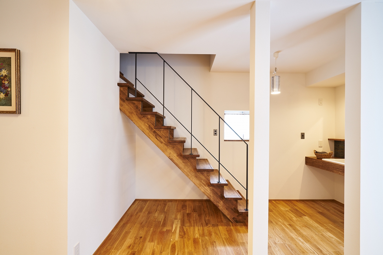 新しくなった階段