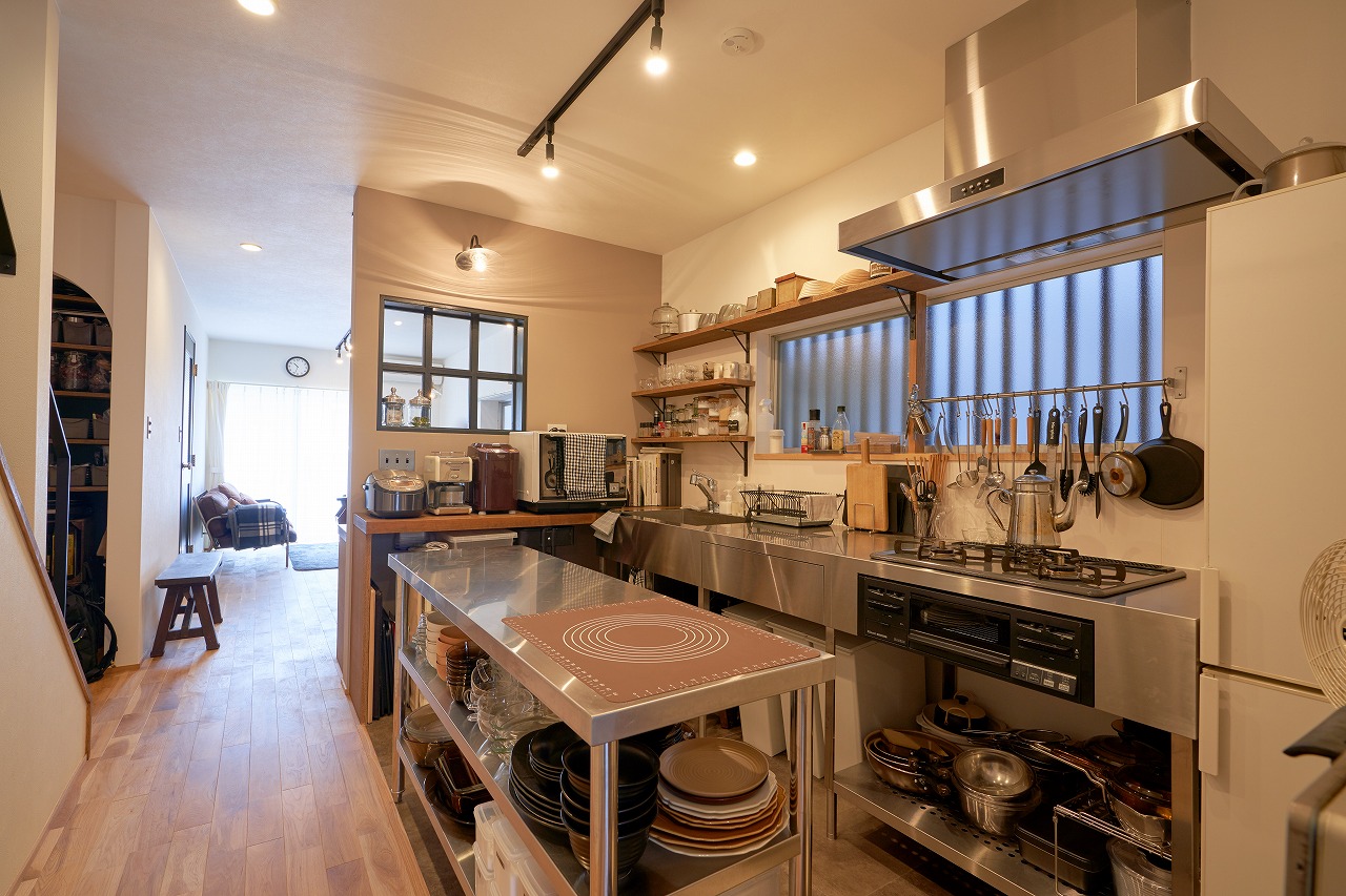 スペースたっぷりのこだわりキッチン