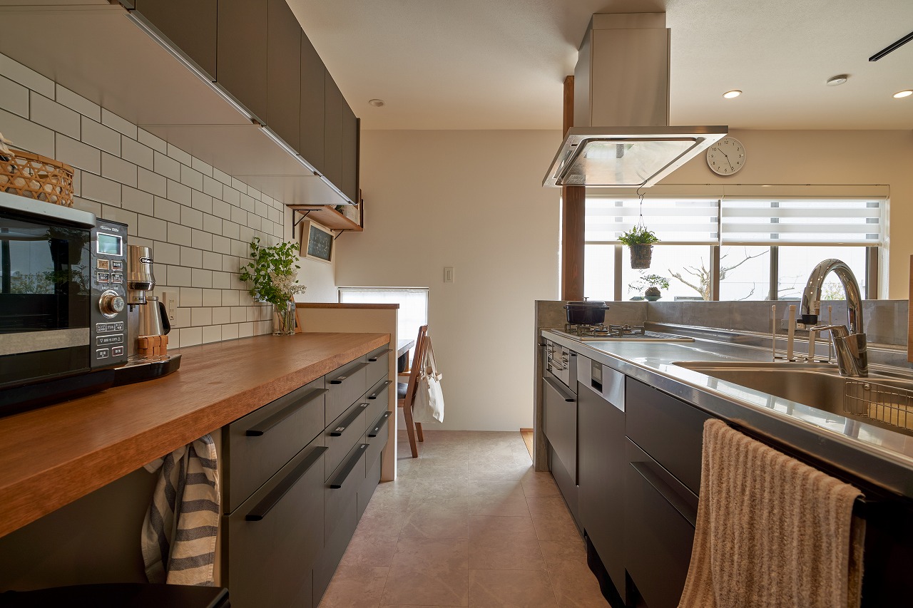 収納量たっぷりのキッチン