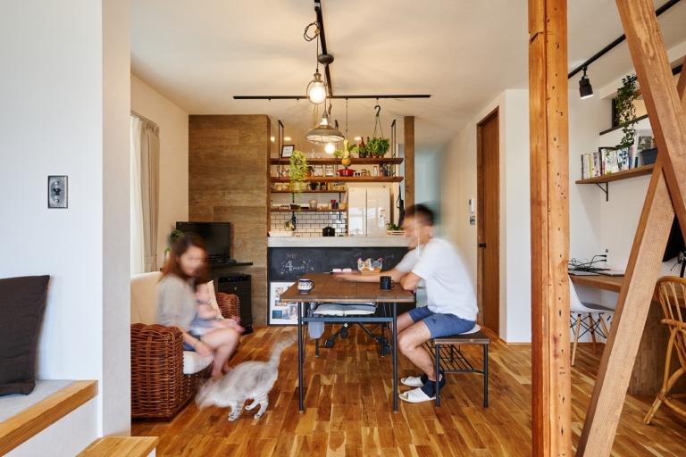 猫と暮らす庭付き戸建て