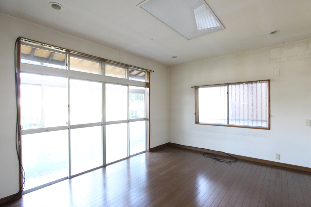 施工前のリビング