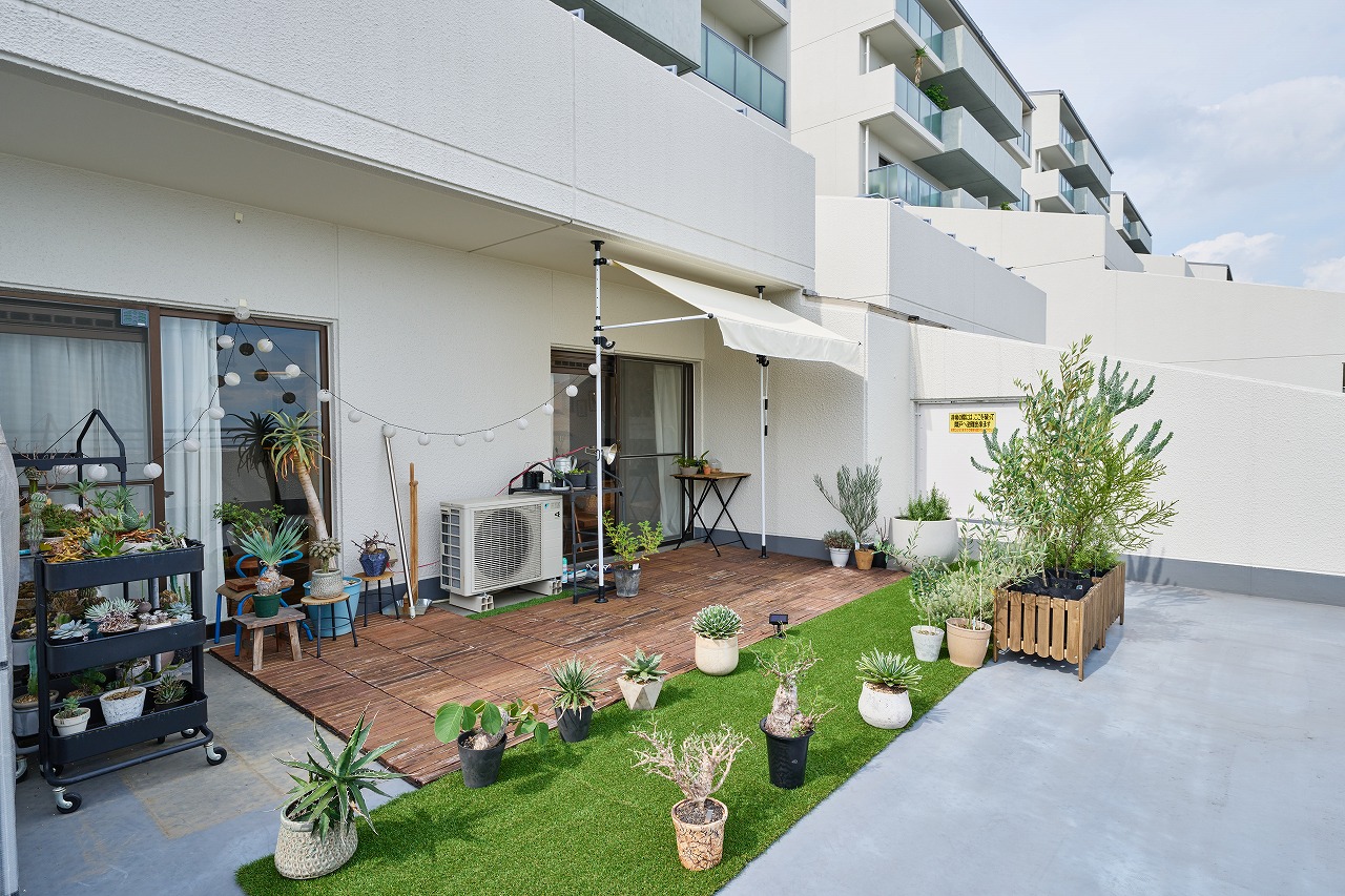 ルーフバルコニーとグリーン