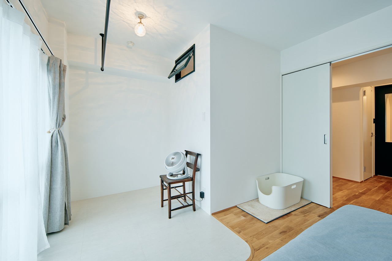 寝室の一角に誂えたサンルーム